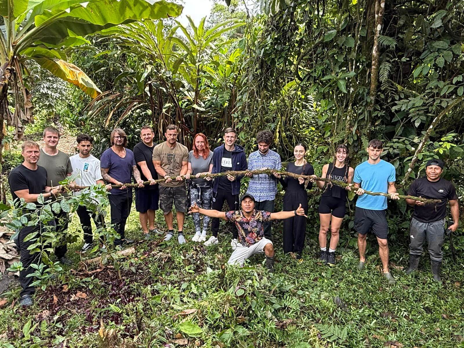 Skupina účastníků Výpravy do Amazonie s liánami ayahuascy